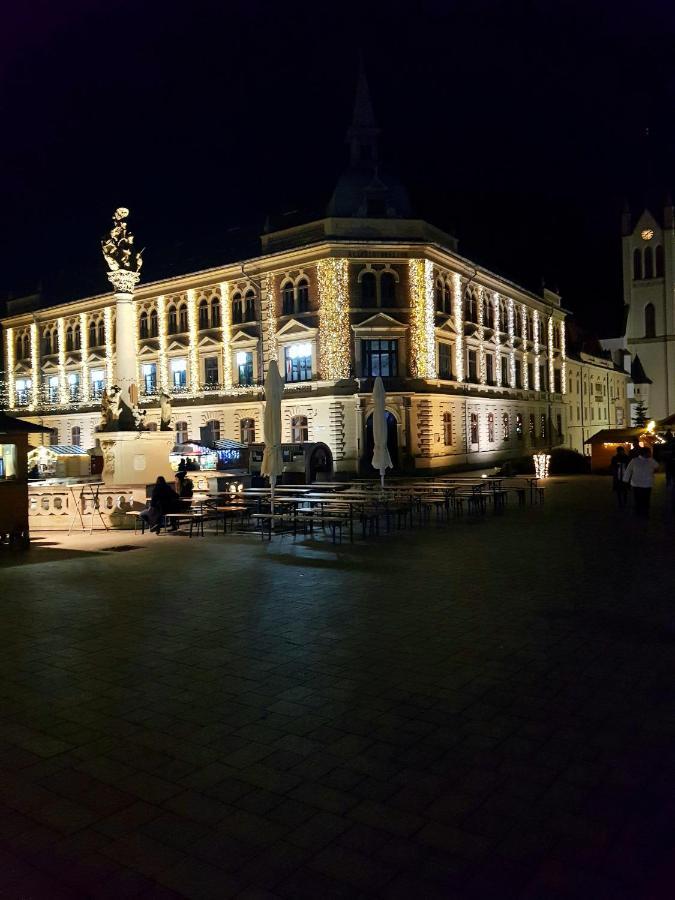 Belvarosi Kerteshaz Keszthely Luaran gambar