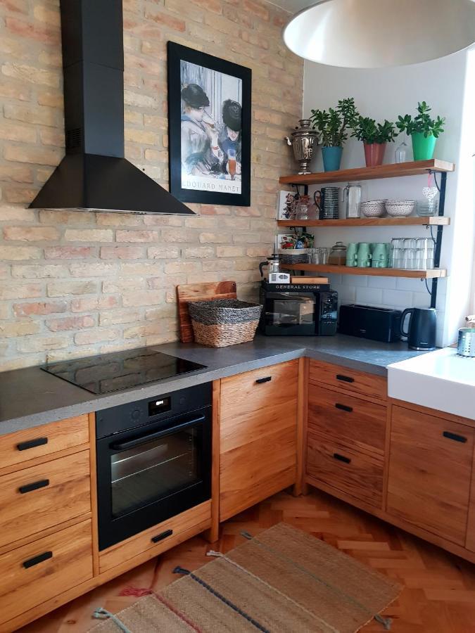 Belvarosi Kerteshaz Keszthely Luaran gambar